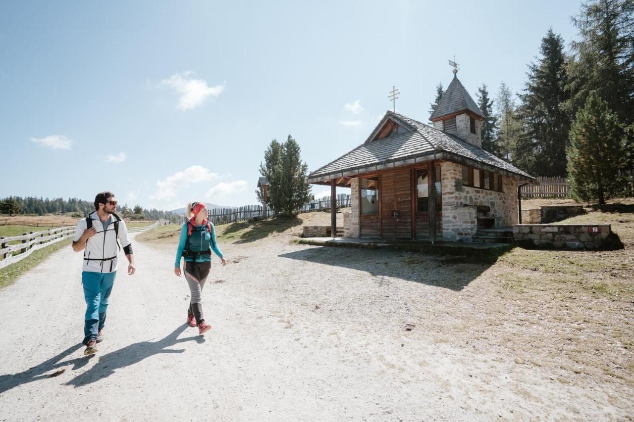 Landhotel Gasthof Zum Loewen Rodengo Exteriör bild